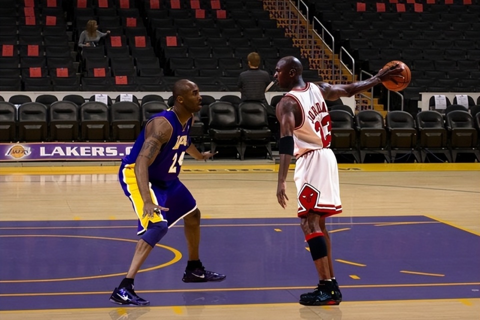 闻风丧胆, 被大家亲切, 也有遇到 闻风丧胆, 被大家亲切, 也有遇到